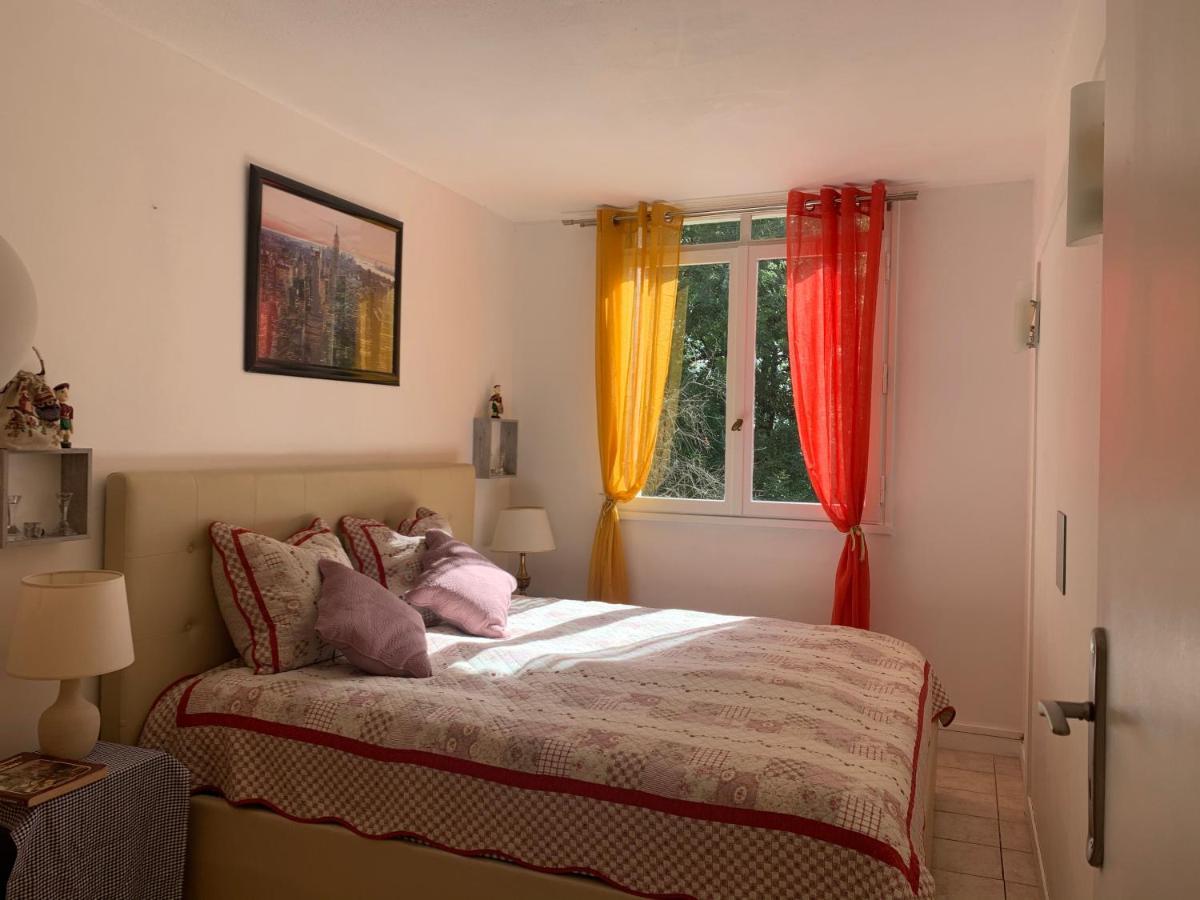 Charmant Room Chez Nous Bus Direct Orly Ablon-sur-Seine Esterno foto